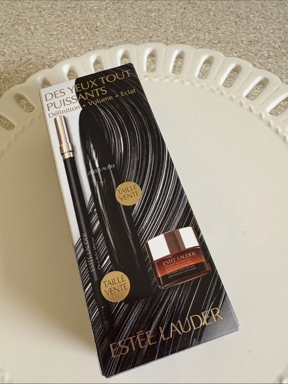 Estee Lauder 3 Piece Set Mascara, Under Eye Repair Gel Cream, and Eye Pencil